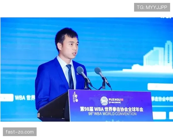 徐灿训练室外头那车声，普通人98%没见过的生活节奏啊